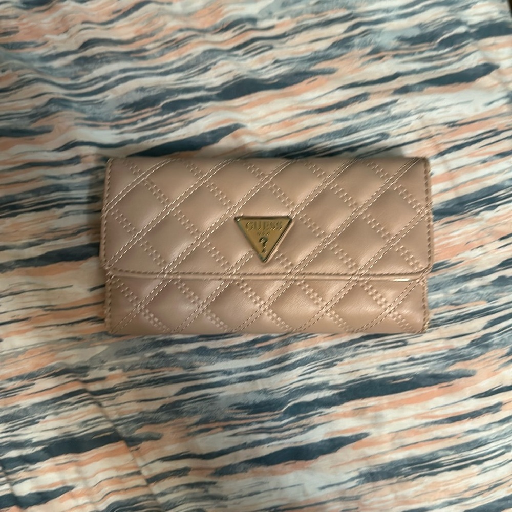 Guess Fold Wallet